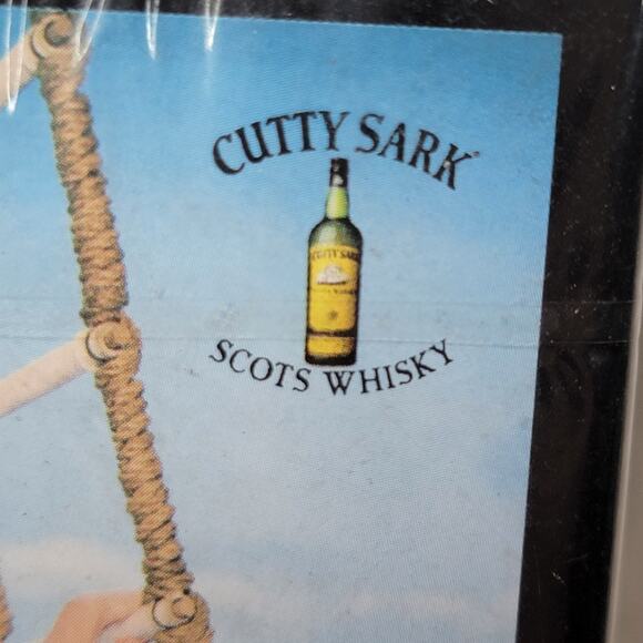 Cutty Sark Scots Whisky Pinup Girls Playing Cards - NEW / SEALED - Picture 2 of 5